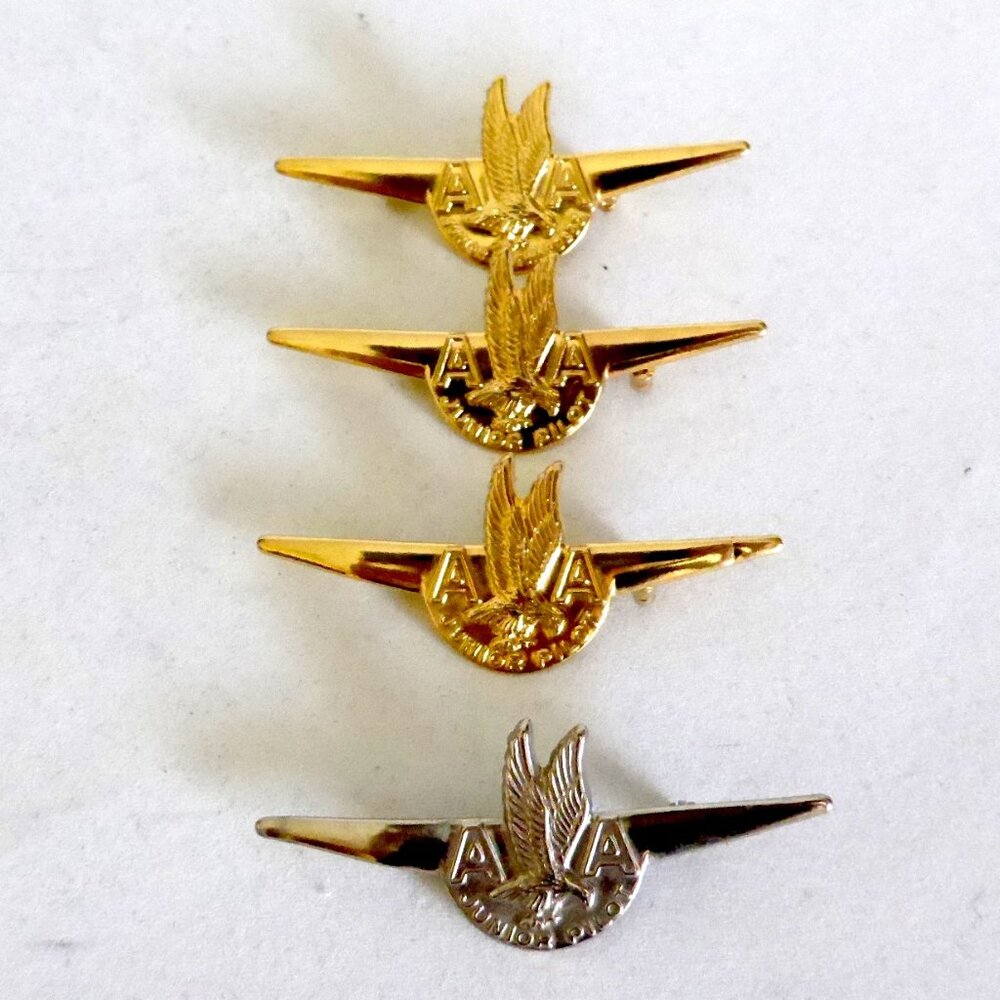VINTAGE AMERICAN AIRLINES JUNIOR PILOT LAPEL METAL PINS (LOT OF 4) GOLD & SILVER - Picture 1 of 7